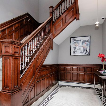 A Stylish Stay W/ A Queen Bed, Heated Floors.. #15 Brookline Eksteriør bilde