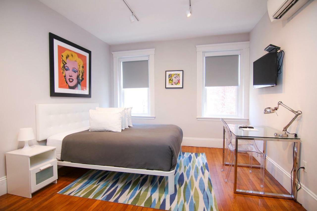 A Stylish Stay W/ A Queen Bed, Heated Floors.. #15 Brookline Eksteriør bilde