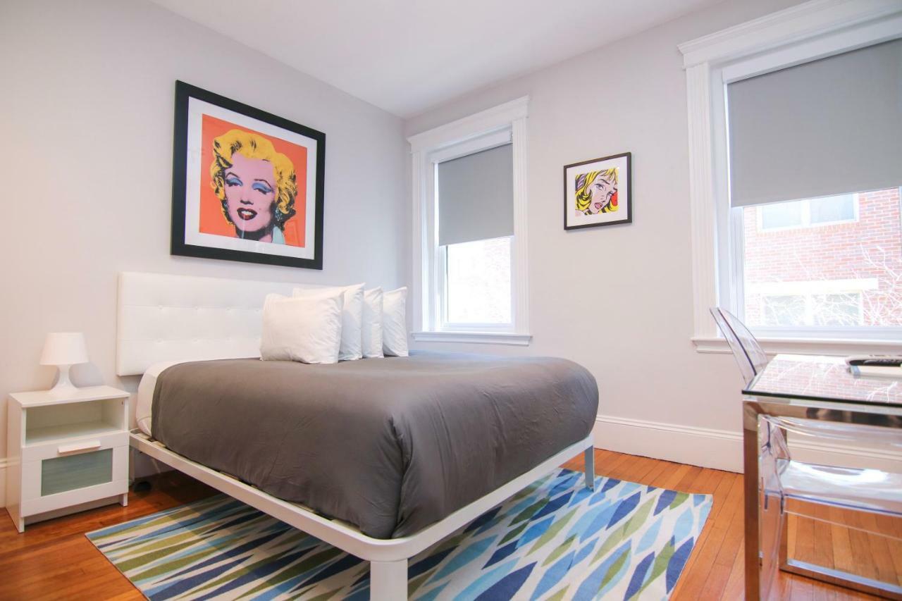 A Stylish Stay W/ A Queen Bed, Heated Floors.. #15 Brookline Eksteriør bilde